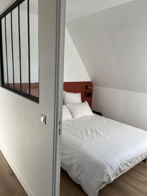 Апартаменты Logis Du Coudray Boissey-le-Chatel Экстерьер фото